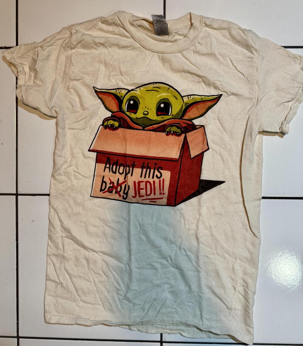 Star Wars Baby Yoda Gildan Shirt Mens Small White Jedi Grogu Graphic Tee